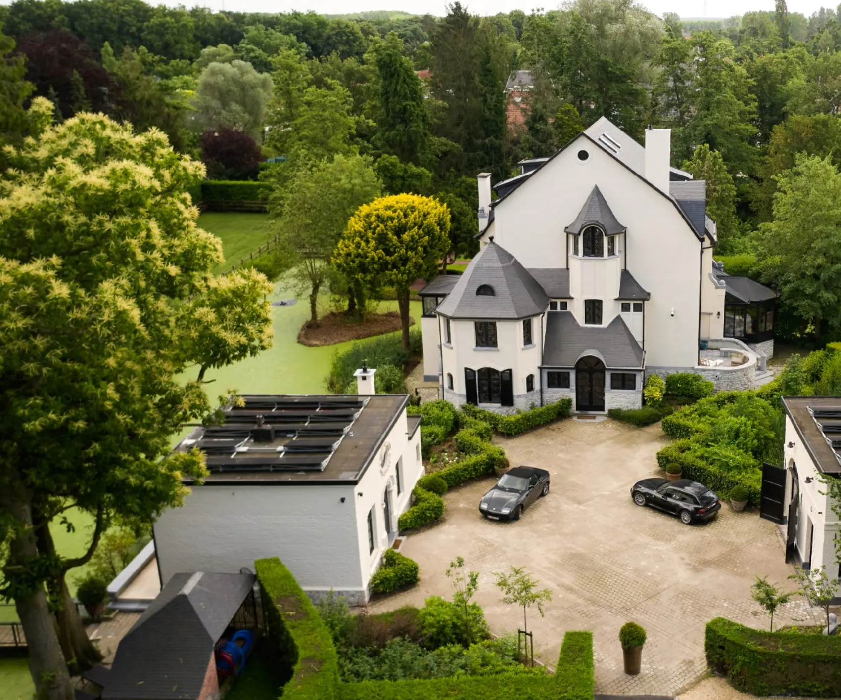Castle Diependael in Elewijt seen from the air, the European headquarters of Camerich